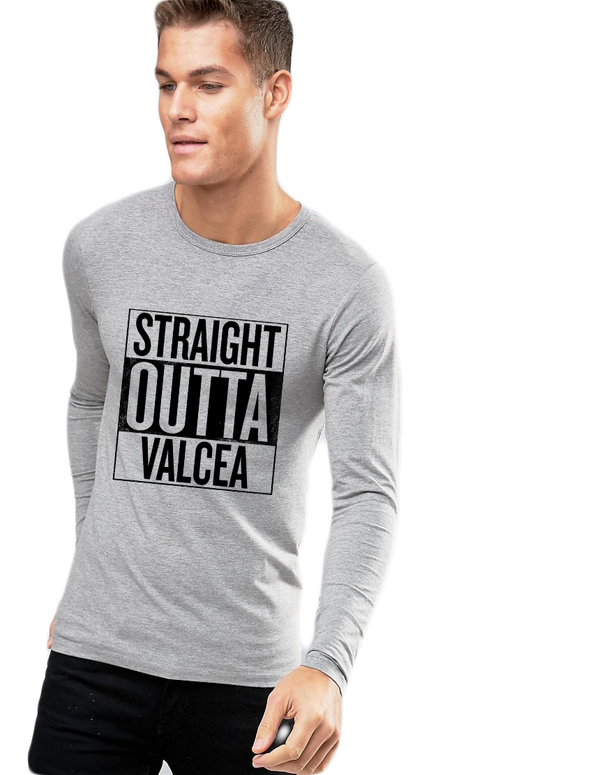Bluza barbati gri cu text negru - Straight Outta Valcea - CATEGORIE